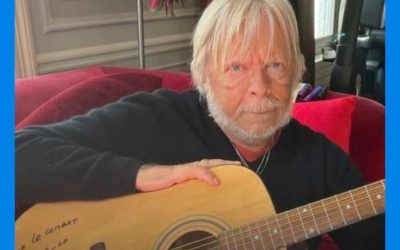 Une Guitare dédicacée